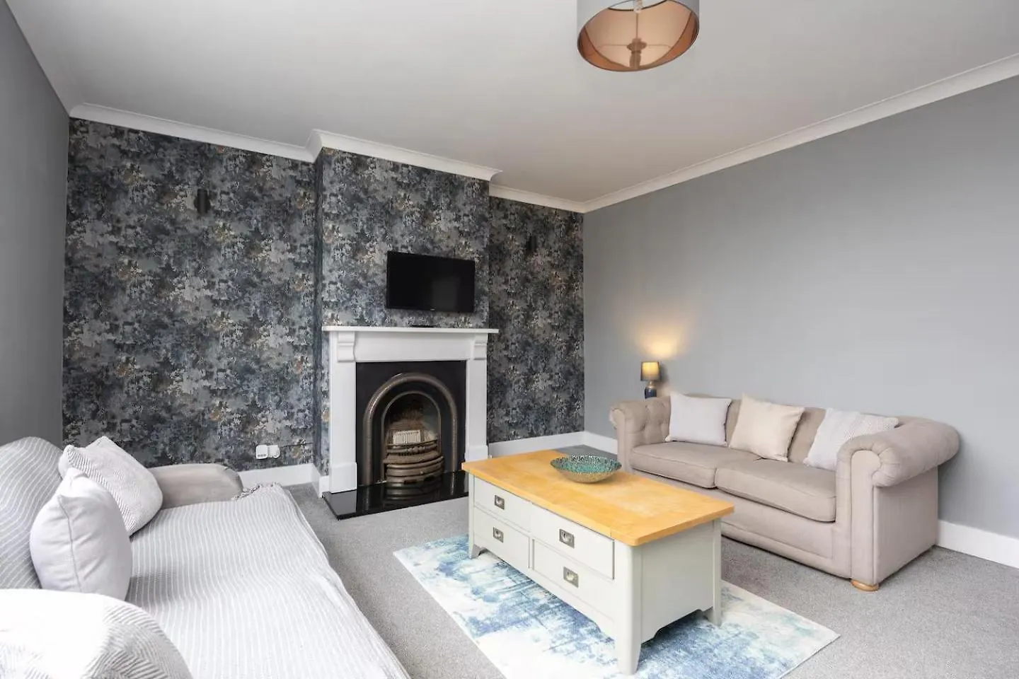Spacious 4 Bedroom Townhouse In Hove